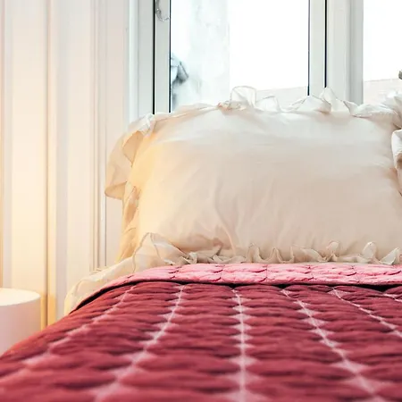Elegant, Evocative And Cosy In Osterbro With A Panoramic View. Eco-friendly. 1km Harbour/ Beach, 3km- Center, 13km-airport. Copenhagen