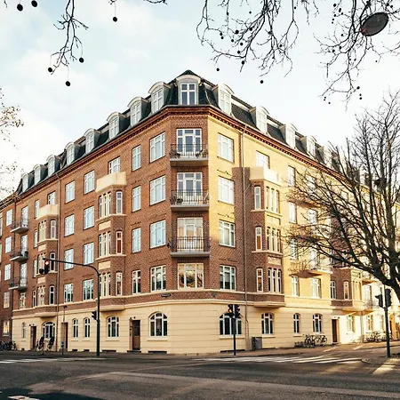 Elegant, Evocative And Cosy In Osterbro With A Panoramic View. Eco-friendly. 1km Harbour/ Beach, 3km- Center, 13km-airport. Apartment Copenhagen